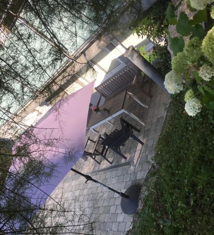 Schoene Ferienwohnung 2,5 Zimmer In Stadtnaehe Mit Eigenem Hofgarten بالينغن المظهر الخارجي الصورة