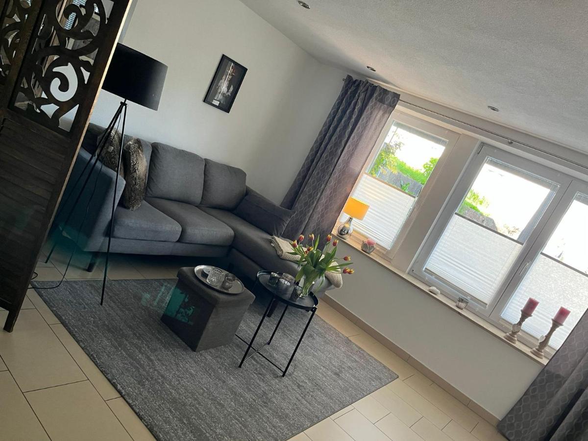 Schoene Ferienwohnung 2,5 Zimmer In Stadtnaehe Mit Eigenem Hofgarten بالينغن المظهر الخارجي الصورة