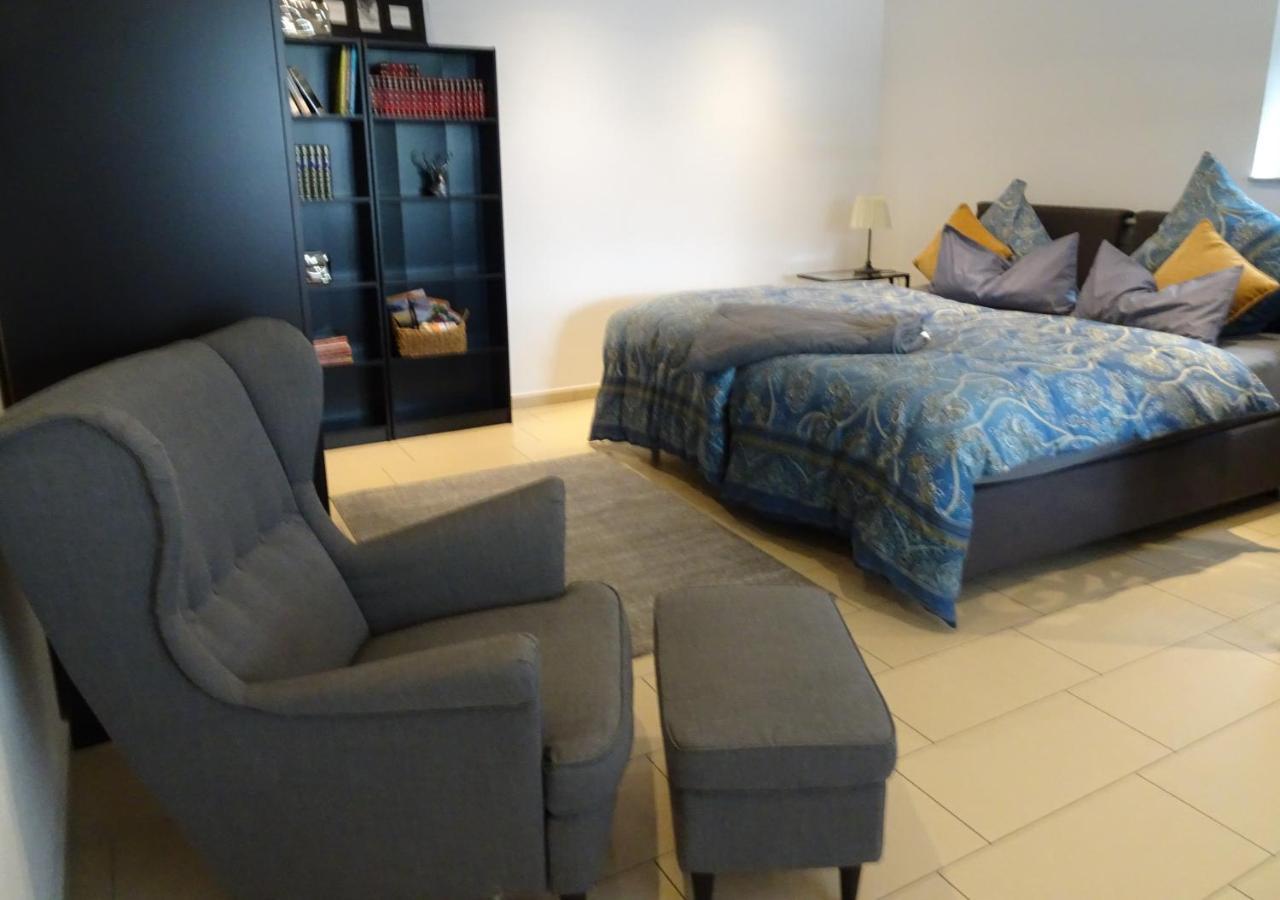 Schoene Ferienwohnung 2,5 Zimmer In Stadtnaehe Mit Eigenem Hofgarten بالينغن المظهر الخارجي الصورة
